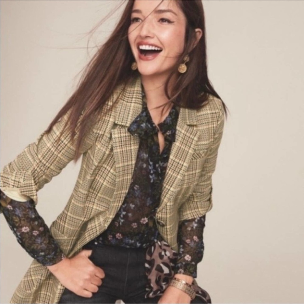 🚺 Cabi tan plaid blazer - Picture 1 of 13